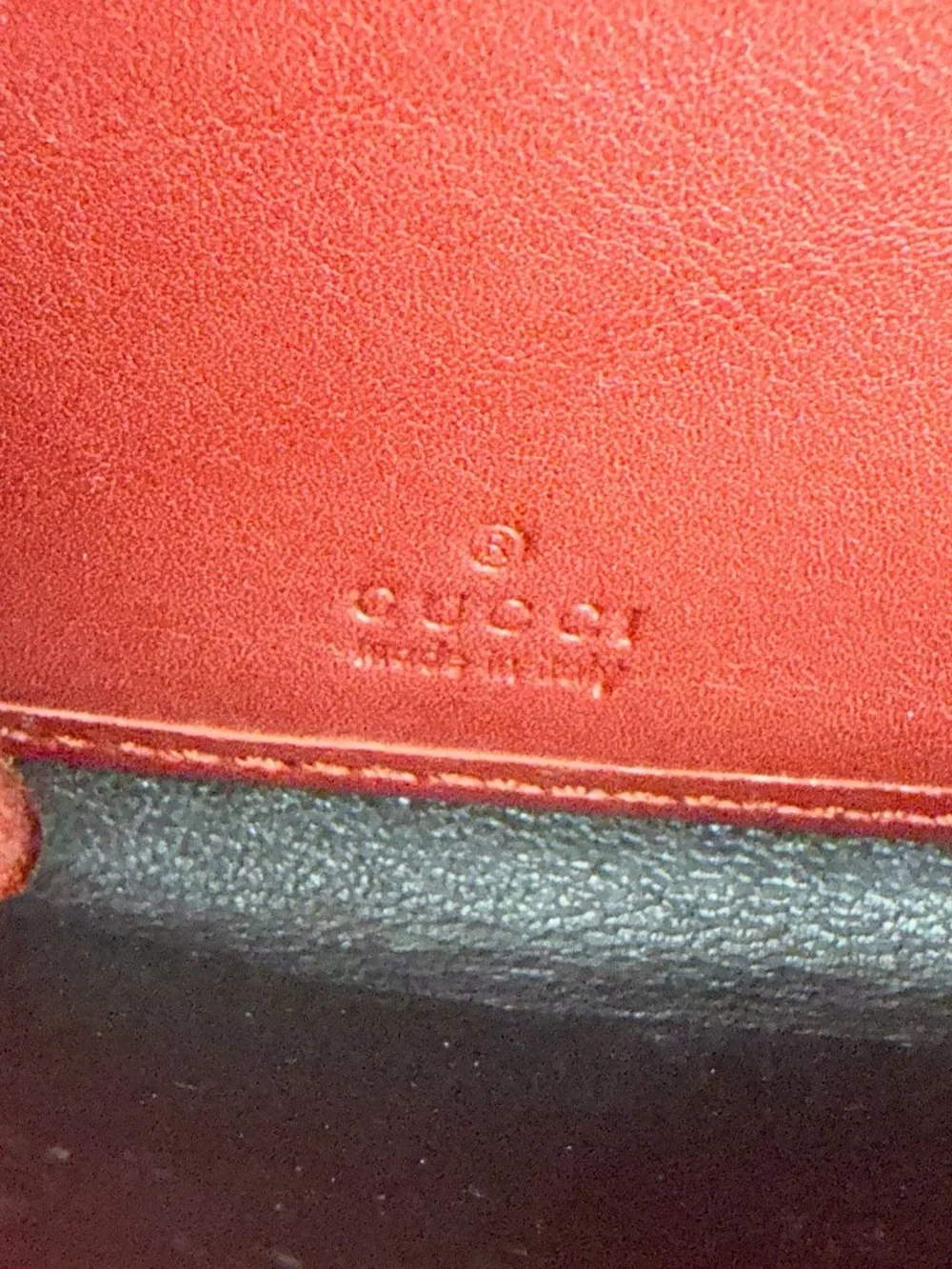 Gucci GG Guccissima Dark Oxblood Leather Zip Around Wallet Distressed Rare - Picture 12 of 14